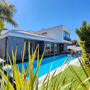 Boutique La Quinta , Santa Úrsula Spanien